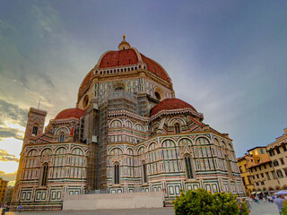 Fototapeta na wymiar Duomo cathedral in Florence, Italy