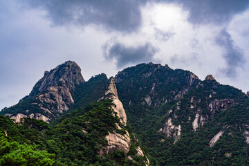 Fototapeta premium Hidden wall of Bukhansan national park, Seoul, Korea 