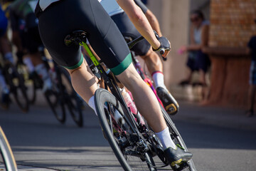 Fototapeta na wymiar Detailausschnitt von einem Radrennen (Rennrad, Symbolbild)