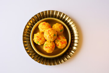 Motichoor Ladoo Rava Laddu Kesar besan boondi laddu Semolina Indian sweet dish mithai Diwali...