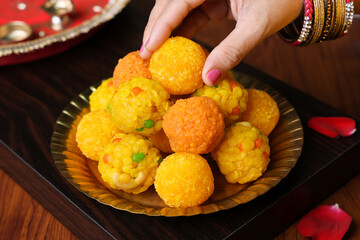 Motichoor Ladoo Rava Laddu Kesar besan boondi laddu Semolina Indian sweet dish mithai Diwali Dussehra Holi Ram Navmi Ganesh chaturthi Durga Pooja festival dessert snack Kerala Mumbai India Sri Lanka