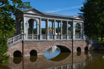 Fototapeta na wymiar Marble bridge in the Catherine Park. Tsarskoye Selo, Russia