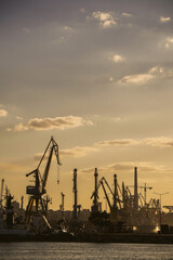 Obraz premium Container terminal, with cranes, in a commercial port