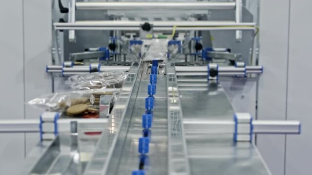 Vacuum Packages Machine Conveyor With Rotating Rollers With Silicone Coating