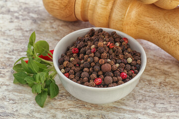 Peppercorn mix heap in the bowl