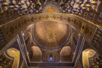 Fototapeta na wymiar Interior of Gur Emir Mausoleum in Samarkand, Uzbekistan, tomb of Amir Timur or Tamerlan.
