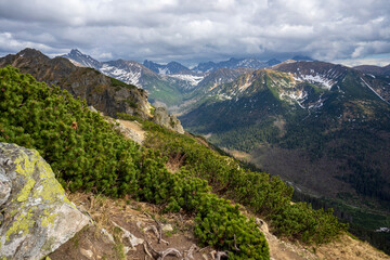 Naklejka na ściany i meble The red ridge trail towards the Kasprowy peak. Tatra Mountains.