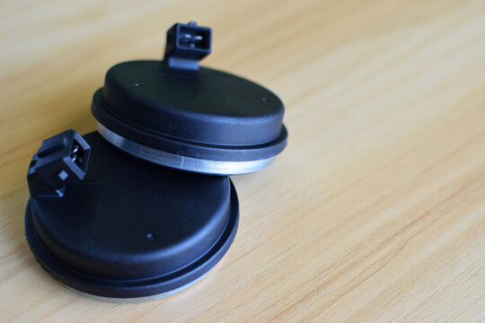 Juego de Sensores antibloqueo para ruedas traseras, sistema de frenos ABS. Espacio para texto al lado derecho.