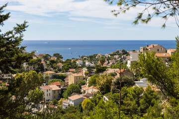 Vue sur le Quartier du Roucas-Blanc de Marseille et la mer