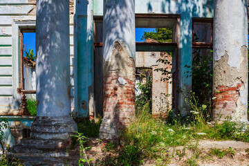 Abandoned abandoned historical and cultural heritage of old architecture. Unusual details of the apocalyptic look