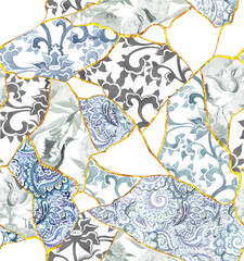 Kintsugi repeated background. Irregular mosaic, random puzzle with golden lines seamless pattern design. Ornamental patchwork , gold crackle. Beautiful abstract pastel backdrop in pale grey colors