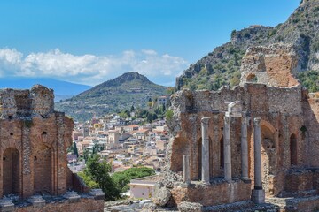 view of the city of Toarmina