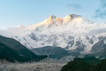 Foto auf Acrylglas Nanga Parbat Schöne Aufnahme des Rakhiot-Gletschers und des Nanga Parbat-Berges in Karakorum, Pakistan