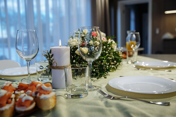 glasses in perspective on the table