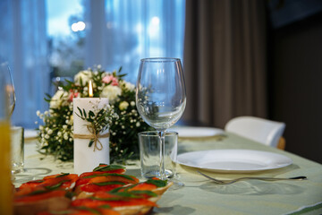glasses in perspective on the table