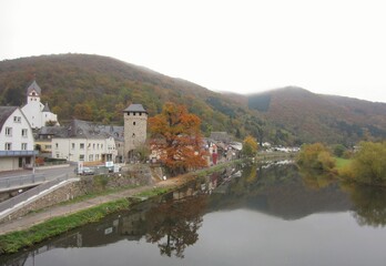 Fototapeta na wymiar The village of Dausenau and the river Lahn