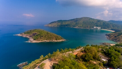 Promthep Cape is one of the most photographed locations in Phuket. Phromthep cape viewpoint at blue sea sky in Phuket, Thailand. - 530586340