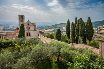 Fototapeta na wymiar Ancient Papal basilica of San Francesco of Assisi. Art and religion. 