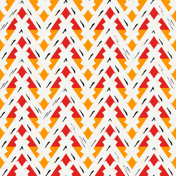 Ethnic seamless pattern. Freehand zigzag stripes print. Boho chic background. Tribal wallpaper. Brush wavy lines. Handdrawn geometric ornament. Chevron backdrop. Indigenous image. Vector artwork.