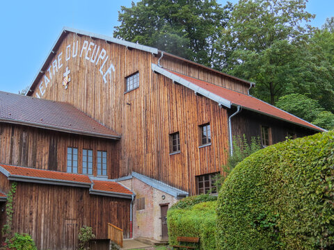 Lorraine - Vosges - Th&eacute;&acirc;tre du peuple c&ocirc;t&eacute; montagne