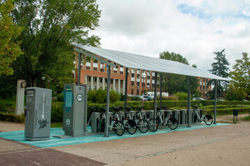 solar panels to power electric bicycles