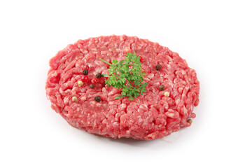 steak haché sur fond blanc 