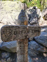 dream lake sign