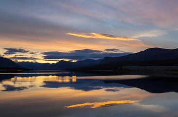 Fototapeta premium Lake on sunset