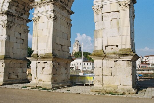 Arch of Germanicus, Saintes, Charente-Maritime, Nouvelle-Aquitaine, France.