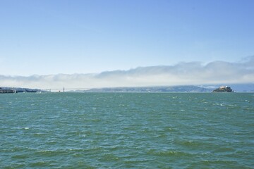 Water Sky Water resources Cloud Coastal and oceanic landforms Horizon