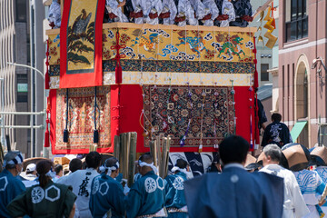 	京都　祇園祭（後祭）の山鉾巡行　鷹山　