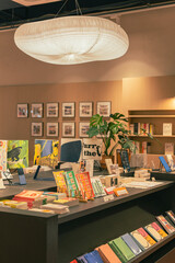 interior of a bookstore - obrazy, fototapety, plakaty