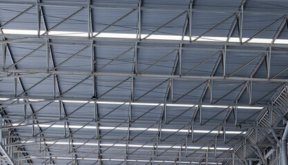 Braided steel structure for roof