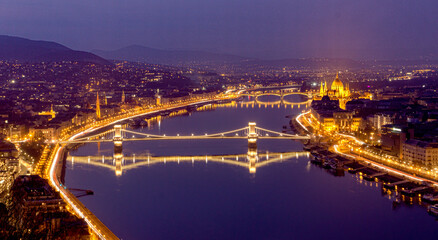 Fototapeta premium city by night