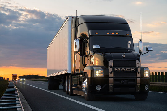 Mack Anthem is a series of heavy duty  trucks built by Mack Trucks