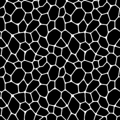 Obraz premium Animal skin vector seamless pattern. Black and white geometric template texture. Voronoi repeated backdrop for textile, fabric and interior designs. line polygonal cells wallpaper