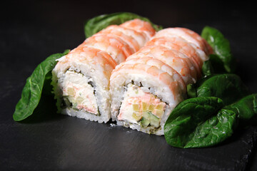 asian foods sushi rolls set