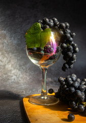 glass of wine and grapes