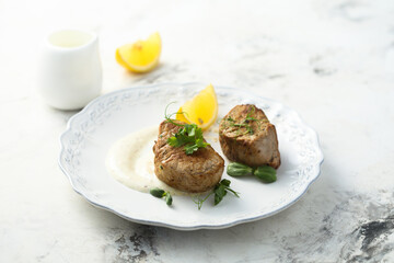 Roasted pork with lemon sauce