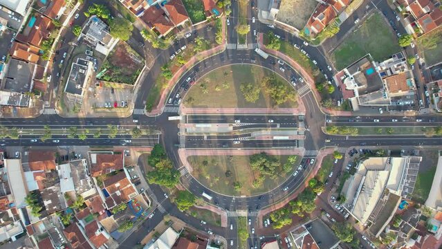 Ribeir&atilde;o Preto, S&atilde;o Paulo/Brazil - Circa May, 2022: Av Independ&ecirc;ncia and Av Jo&atilde;o Fiusa roundabout