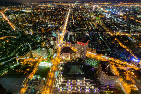 Night aerial view of the Xinyi District cityscape © Kit Leong
