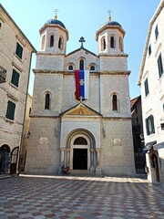 Fototapeta na wymiar Eglise Saint-Nicolas de Kotor (Monténégro)