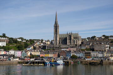 Obraz premium Ville de Cobh vue de la mer, Irlande