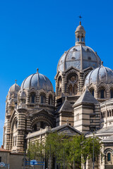 Vue sur les dômes de la Cathédrale La Major de Marseille depuis l'arrière