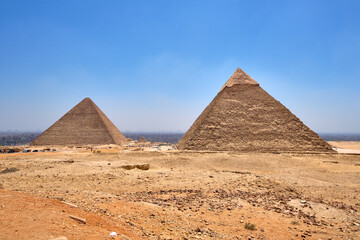 Obraz na płótnie Canvas view of the pyramids of giza, egypt