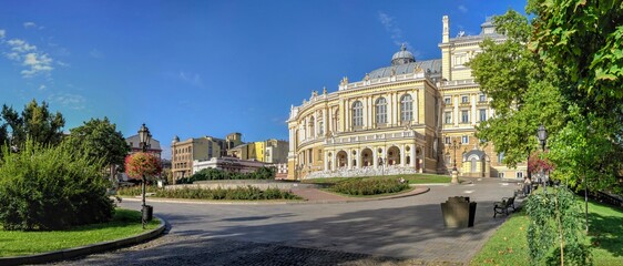 Obraz premium Theater Square in Odessa, Ukraine