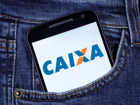 Smartphone with Caixa Econ&ocirc;mica Federal Bank logo on the screen. Caixa Econ&ocirc;mica Federal (CEF), also known as Caixa, is a Brazilian financial institution