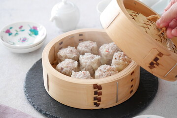 蒸し立てのしゅうまい