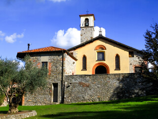 Fototapeta na wymiar The old romanic church of Brunello village in Varese province, Italy