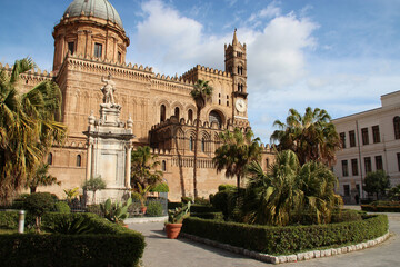 Obraz premium cathedral in palermo in sicily (italy) 
